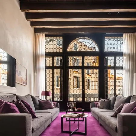 Apartamento Palazzo Soranzo Noble Floor R&R Venecia Exterior foto